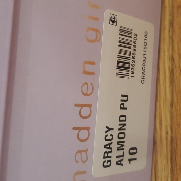 NWT Madden Girl Gracy Slides Size 10 - Picture 6 of 6